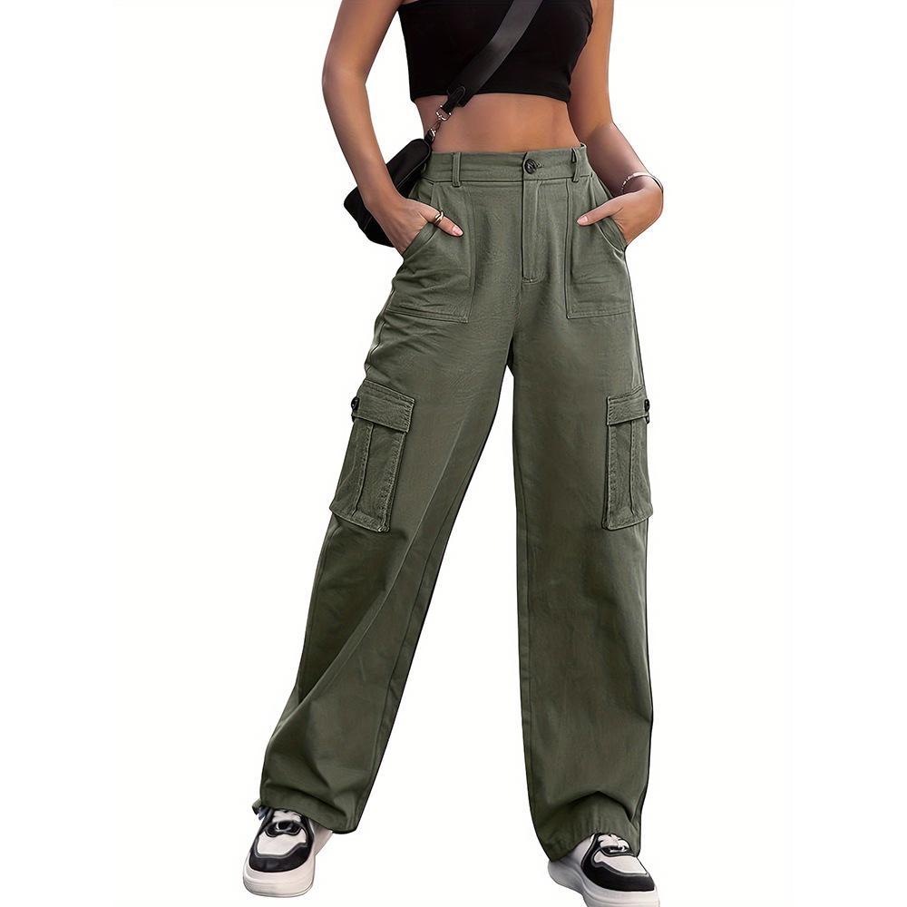 Relaxed Wide-Leg Cargo Pants