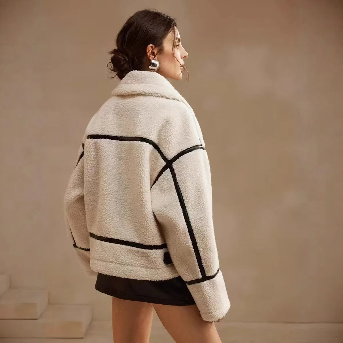 Women's Lamb Wool Coat Fur Lined Biker Jacket Medium Thickness Polyester Fabric Pure Color Long Sleeve