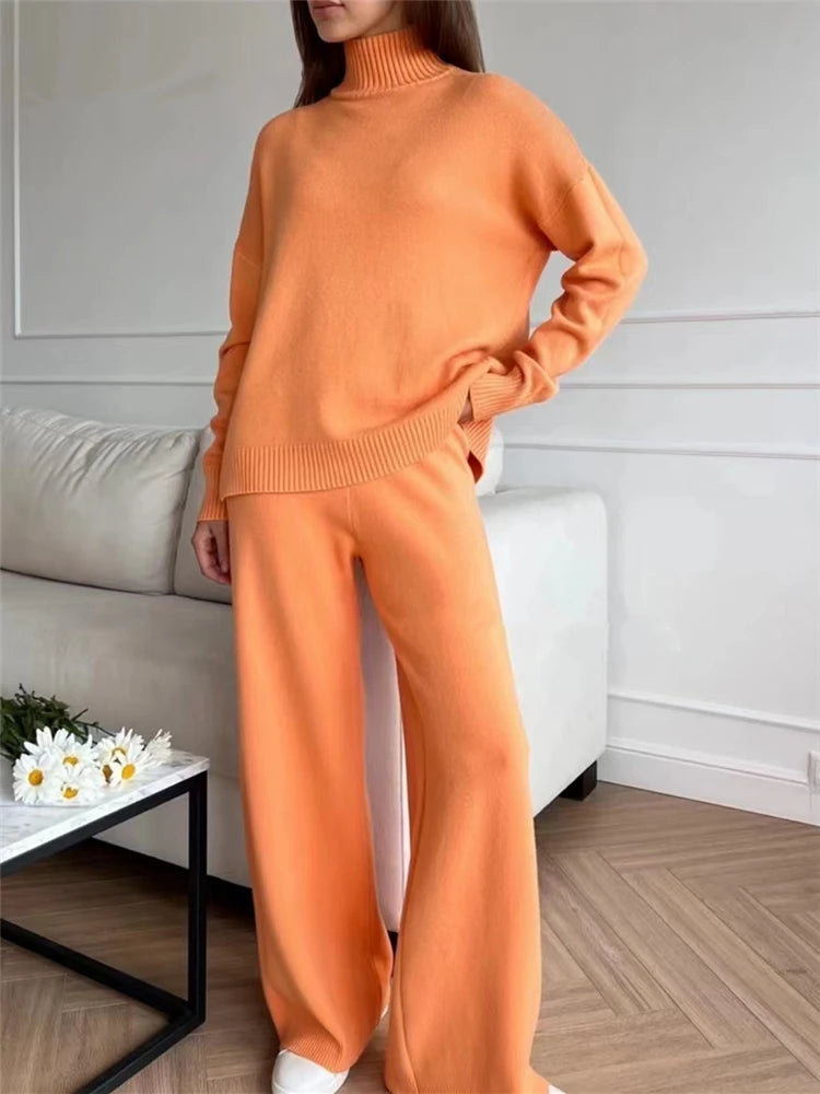 BEAUTY CLOSET COLLECTION  - Tracksuit Turtleneck Sweater and Straight Jogging Pants