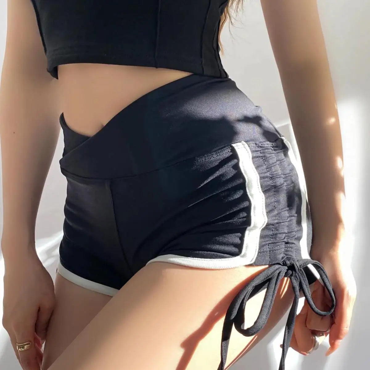 Summer New Three-Point Pants Elastic Pleated Breathable Drawstring Women Fitness Shorts Running Cycling Gym Pilates Yoga Shorts