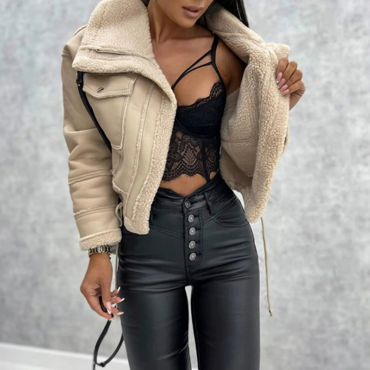 New Woman's Fashion Thick Warm Faux Shearling Jacket Coat Vintage Long Sleeve Belt Hem Female Outerw