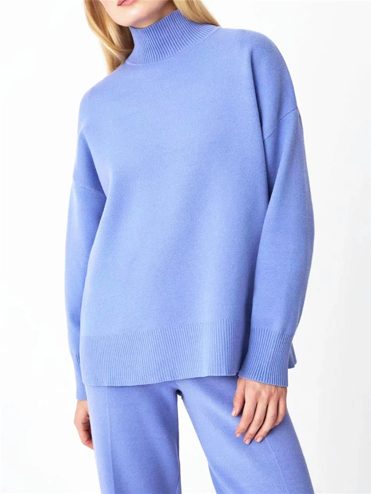 BEAUTY CLOSET COLLECTION  - Tracksuit Turtleneck Sweater and Straight Jogging Pants