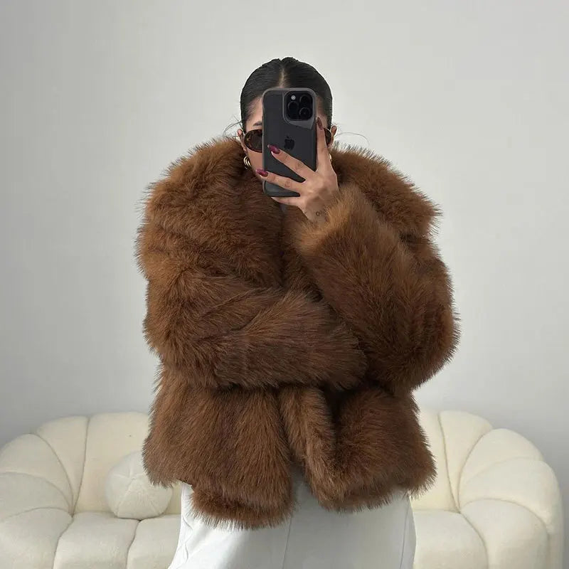 Woman Autumn Winter Faux Fur Coat Plush Fluffy Women's Jacket New in Outerwears White Red Gray Black Wool Blends Coats