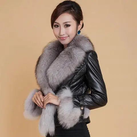 New Winter Leather Jacket Women Coat Faux Fox Fur Collar Short Coat PU Leather Female Jacket Elegant Motorcycle Zipper Outerwear