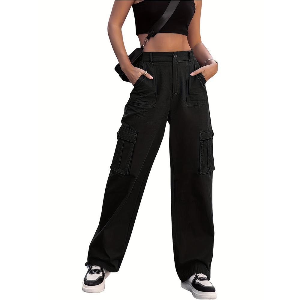 Relaxed Wide-Leg Cargo Pants